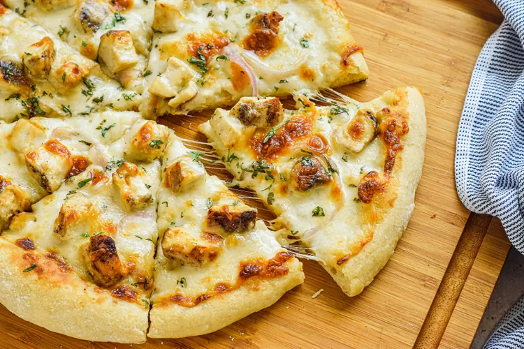 The Ultimate Guide to Making Alfredo Pizza